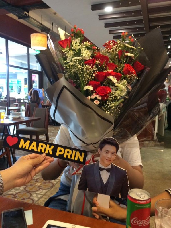 មិនប៉ុន្មាននាទីមុននេះ Mark Prin មកដល់ទឹកដីកម្ពុជាហើយ - Khmerload