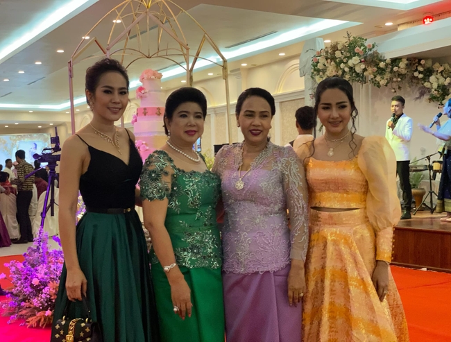  ទិដ្ឋភាពពិធីមង្គលការរបស់ សុន ស្រីពេជ្រ 