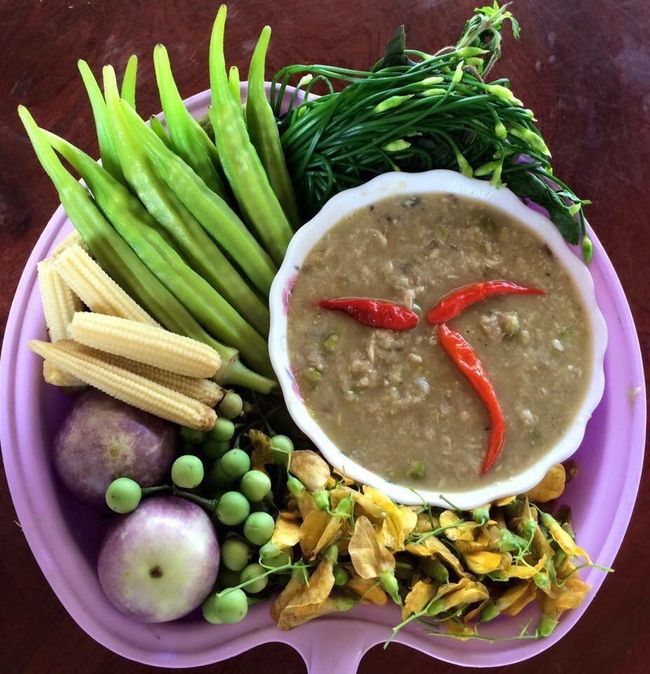ទឹកគ្រឿង