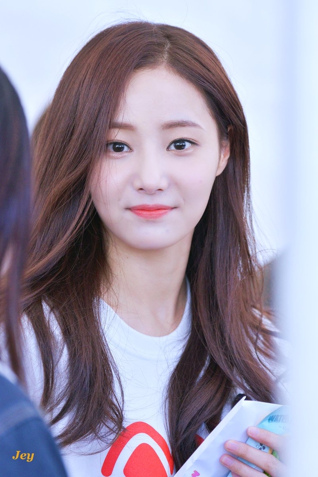 រូបភាព Yeonwoo